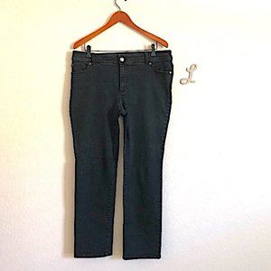 Chico's Black "So Slimming" Jeans
